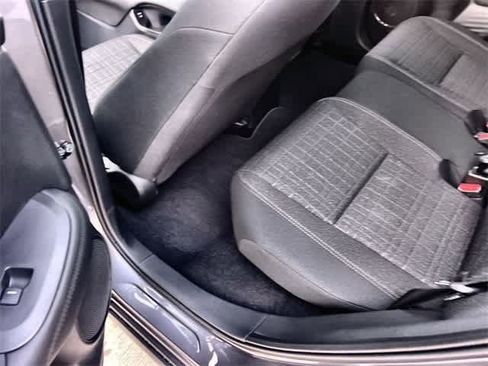 Certified 2026 Honda HR-V LX image 32