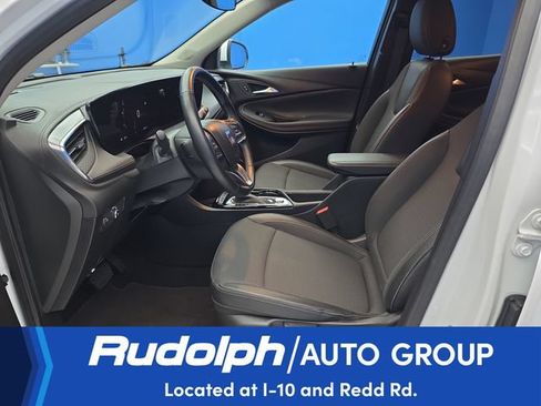 Used 2025 Buick Encore GX Preferred FWD image 8
