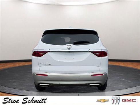 Used 2022 Buick Enclave Essence image 8
