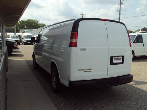 Used 2012 Chevrolet Express 1500 AWD w/ Power Package image 5