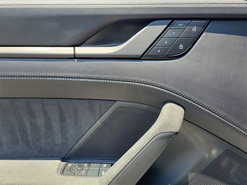 Used 2024 Porsche 911 Carrera GTS image 25