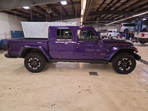 New 2026 Jeep Gladiator Rubicon w/ Steel Power Dome Hood Package image 8