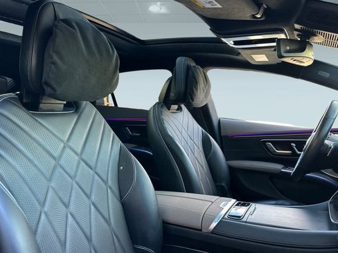 Certified 2022 Mercedes-Benz EQS 580 4MATIC Sedan image 32