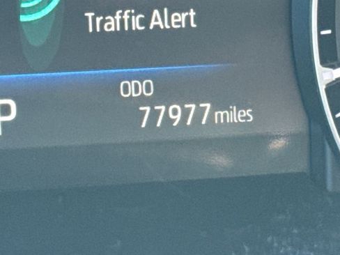 Used 2020 Toyota Highlander XLE image 5