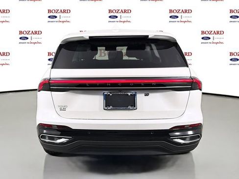 New 2026 Lincoln Nautilus Premier AWD/4WD image 7