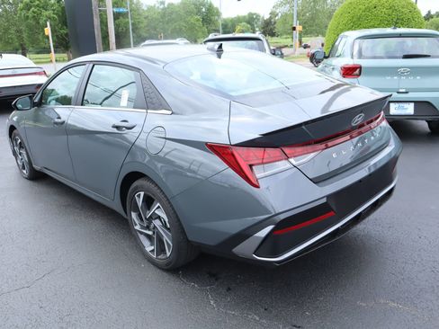 New 2026 Hyundai Elantra SEL Sport Premium w/ Cargo Package FWD image 23
