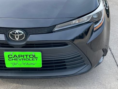 Used 2024 Toyota Corolla LE FWD image 8