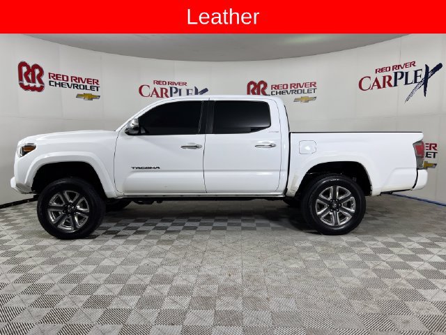 Used 2018 Toyota Tacoma Limited AWD/4WD image 4