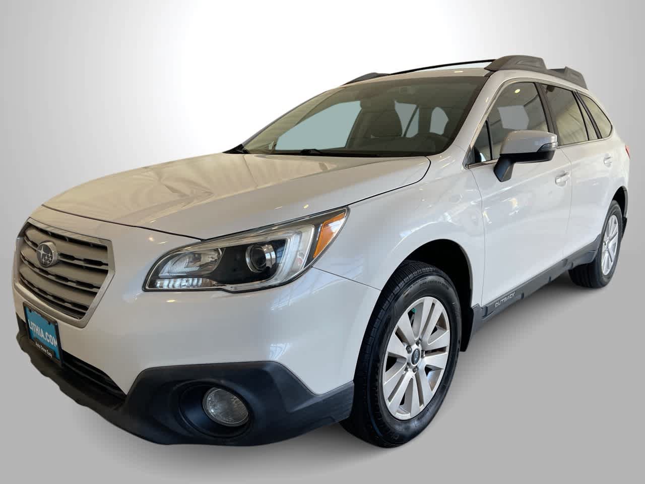 Used 2017 Subaru Outback 2.5i Premium AWD/4WD image 1