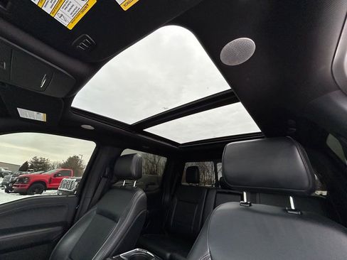 Used 2024 Ford F150 Lariat w/ Equipment Group 502A High image 3