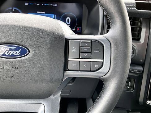 Used 2025 Ford F150 Lightning Flash image 24