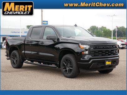 New 2025 Chevrolet Silverado 1500 Custom w/ Turbomax Blackout Package