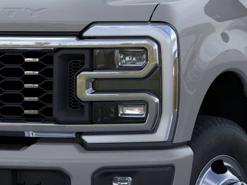 New 2026 Ford F350 Platinum AWD/4WD image 18