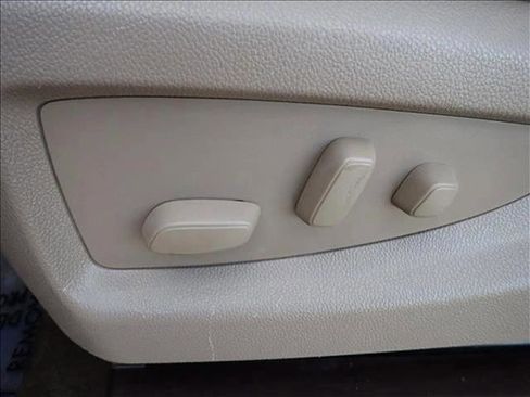 Used 2017 GMC Sierra 2500 SLT image 12