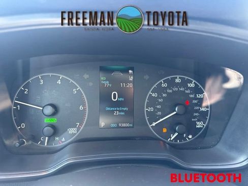 Used 2024 Toyota Corolla LE w/ LE Convenience Package FWD image 8