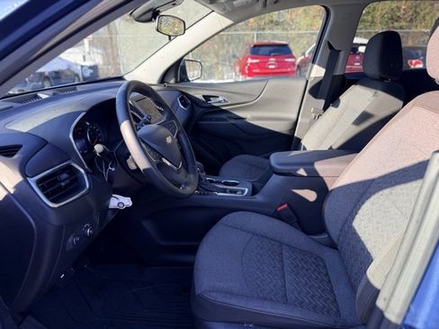 Certified 2024 Chevrolet Equinox LT w/ LPO, Floor Liner Package image 6