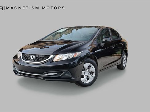 Used 2013 Honda Civic LX image 2