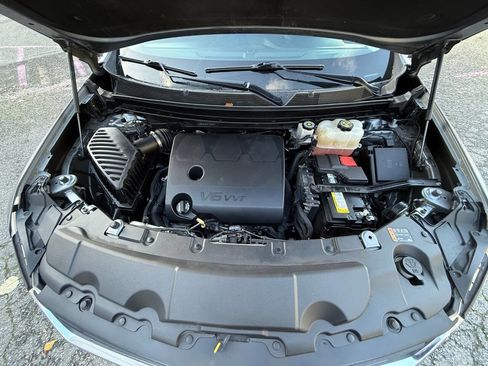 Used 2021 Chevrolet Traverse LS image 13