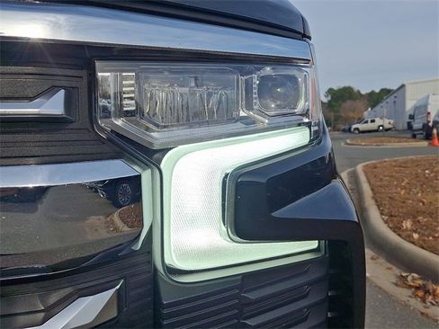 Certified 2024 Chevrolet Silverado 1500 LTZ image 9