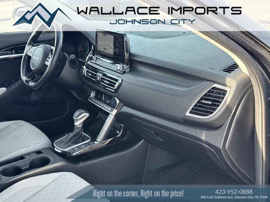 Used 2023 Kia Seltos SX w/ SX Sunroof Package AWD/4WD image 37