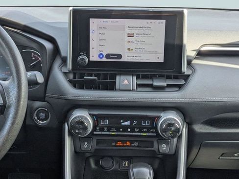 Used 2023 Toyota RAV4 XLE image 21