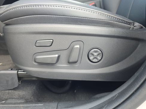 Used 2023 Hyundai Santa Fe Limited FWD image 16