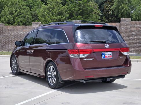 Used 2016 Honda Odyssey Touring Elite image 8