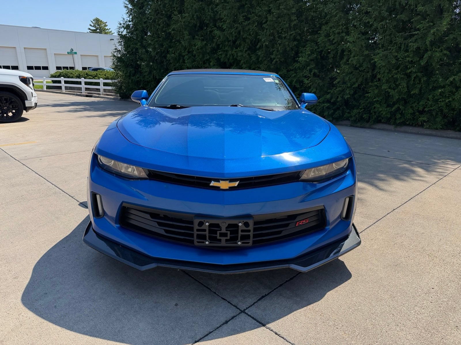 Used 2018 Chevrolet Camaro LT RWD image 6