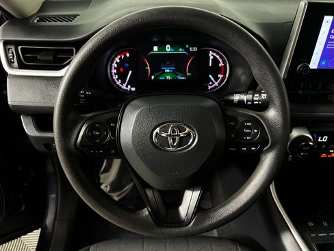 Used 2024 Toyota RAV4 XLE FWD image 15
