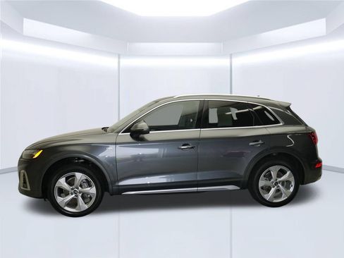 Certified 2023 Audi Q5 2.0T Premium Plus w/ Premium Plus Package AWD/4WD image 2