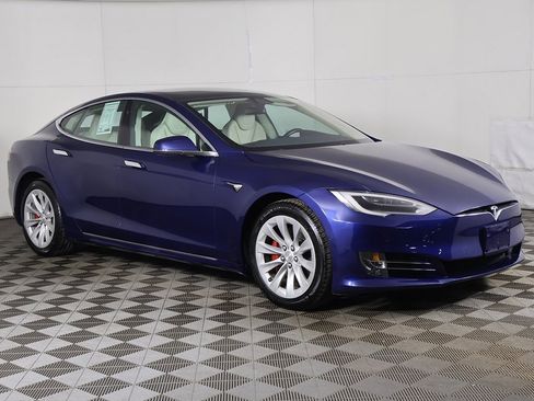 Used 2019 Tesla Model S 100D image 48