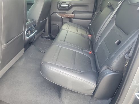 Certified 2021 GMC Sierra 1500 Denali w/ Denali Ultimate Package AWD/4WD image 15