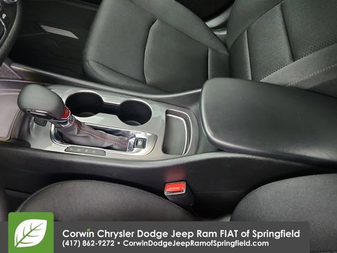 Used 2024 Chevrolet Malibu RS FWD image 27