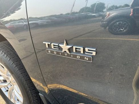Used 2020 Chevrolet Silverado 1500 LT w/ Texas Edition AWD/4WD image 30