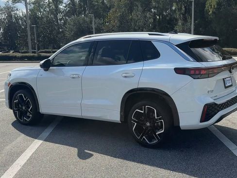 New 2026 Volkswagen Tiguan SEL R-Line image 6