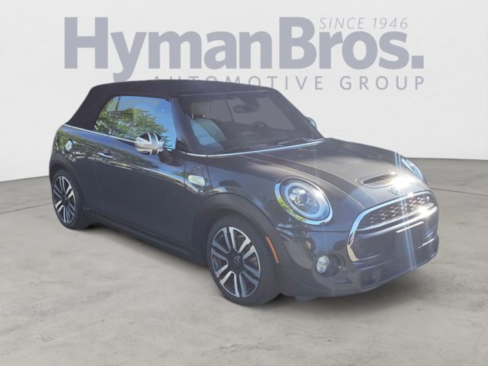 Used 2019 MINI Cooper S FWD image 1