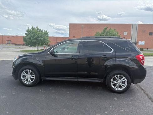 Used 2017 Chevrolet Equinox LT w/ Convenience Package AWD/4WD image 8
