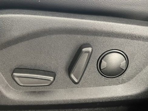 Used 2023 Ford Edge SEL w/ Convenience Package image 35