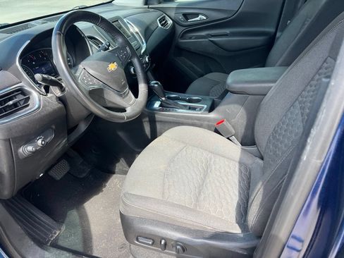 Used 2019 Chevrolet Equinox LT FWD image 3