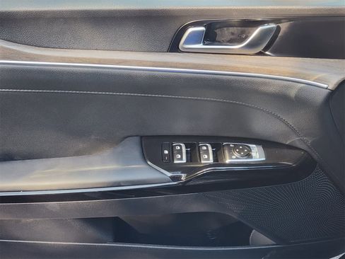 Used 2023 Kia K5 EX image 22