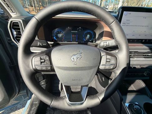 New 2025 Ford Bronco Sport Outer Banks w/ Outer Banks Tech Package+ image 21