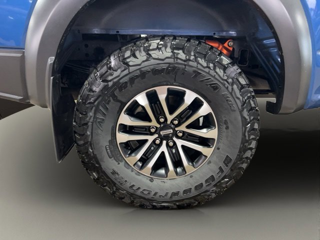 Certified 2019 Ford F150 Raptor w/ Equipment Group 802A Luxury AWD/4WD image 34
