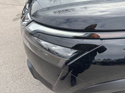 Certified 2025 Nissan Pathfinder Platinum image 38