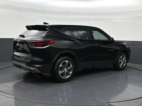 Used 2023 Chevrolet Blazer LT FWD image 5