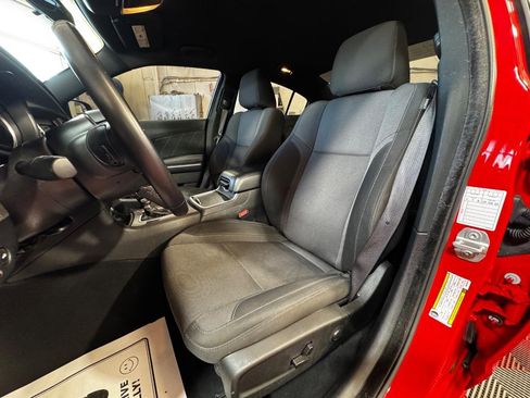 Used 2022 Dodge Charger SXT RWD image 15