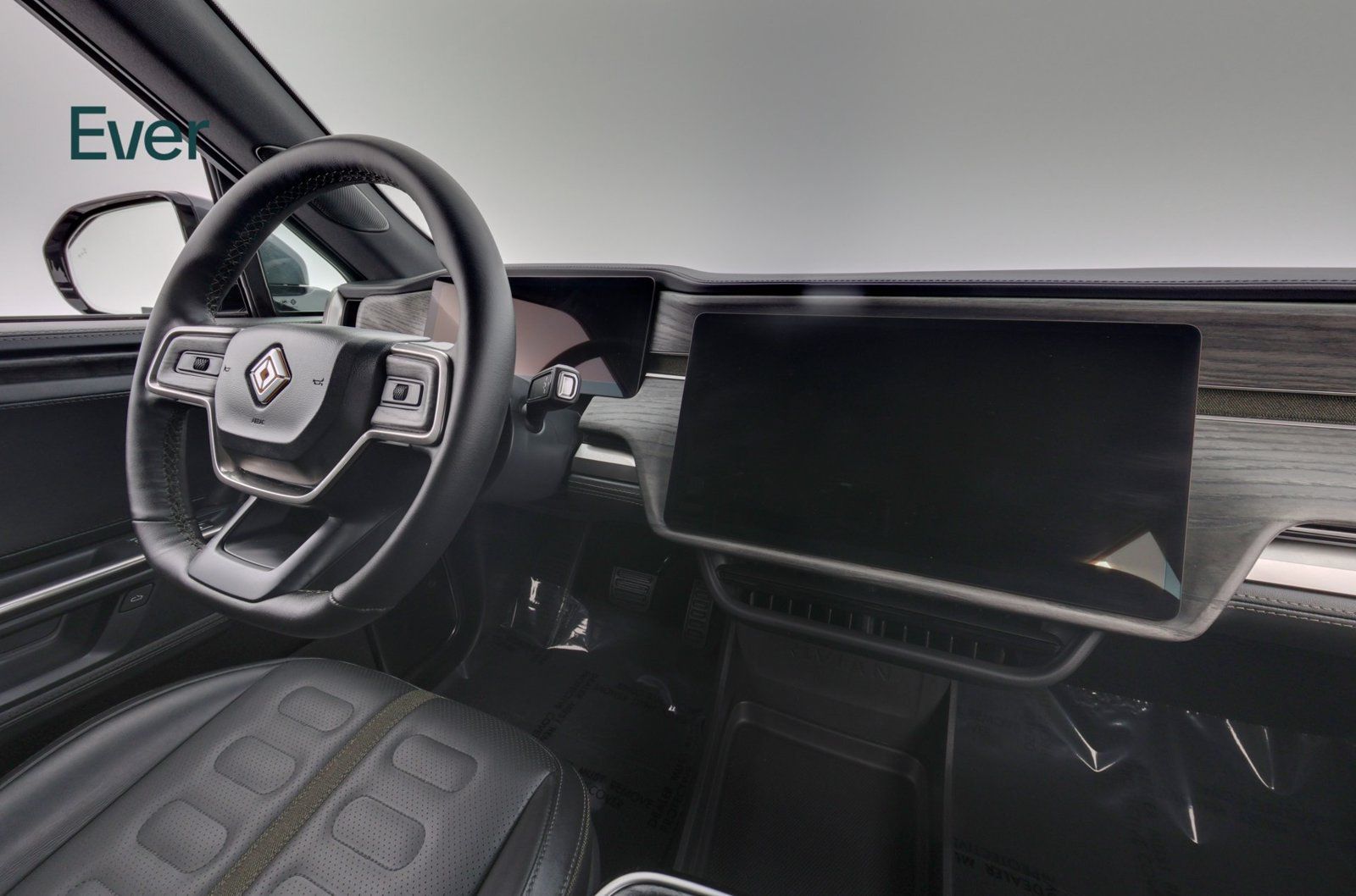 Used 2025 Rivian R1S Adventure Dual AWD/4WD image 27