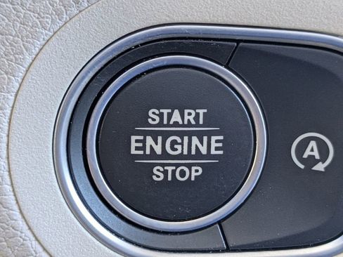 Used 2022 Mercedes-Benz GLE 350 4MATIC image 31