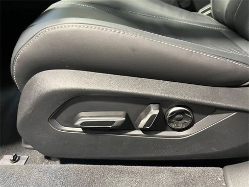 New 2025 Acura TLX w/ Technology Package image 16