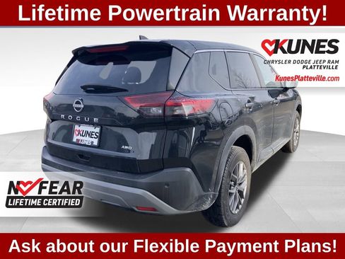 Used 2023 Nissan Rogue S image 9