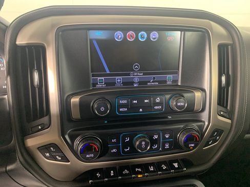 Used 2019 GMC Sierra 3500 Denali w/ Duramax Plus Package image 25